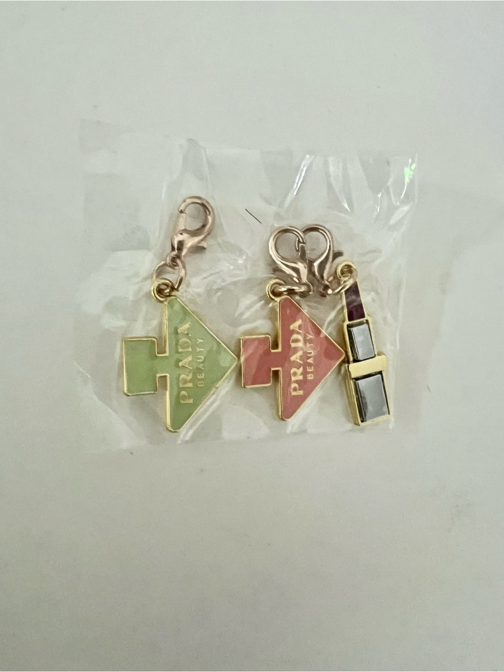 PRADA BEAUTY GWP NWOT Gold-Tone Pink &  Charm Set - Picture 2 of 2